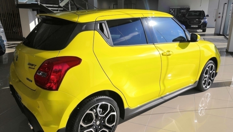 SUZUKI SWIFT SPORT Swift 1.4 T Mild Hybrid SPORT YELLOW CHAMPION 